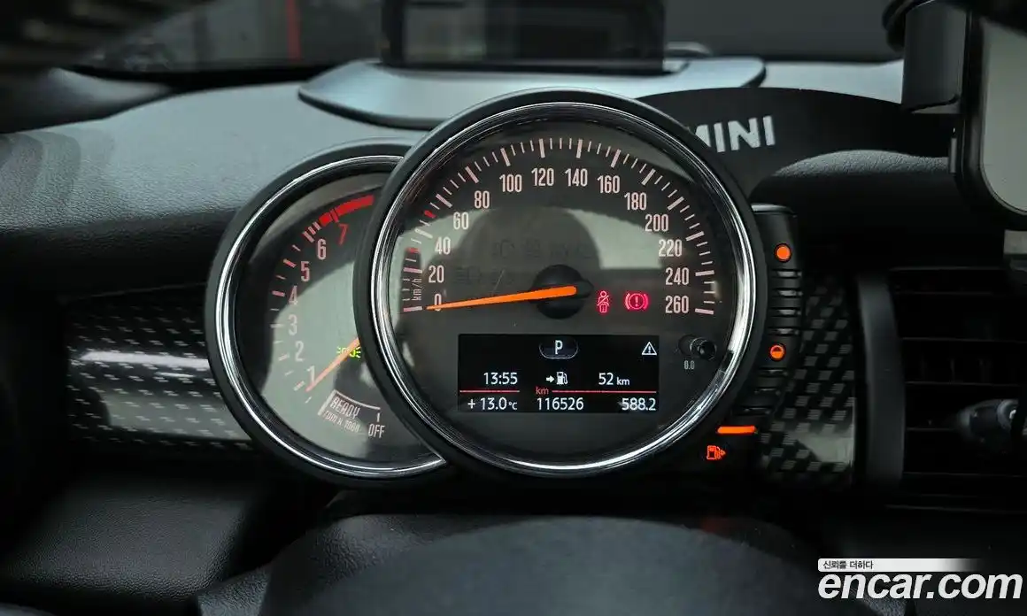 Mini Cooper Convertible 2016 2.0 гидро в Москве № 1405214, фото 8