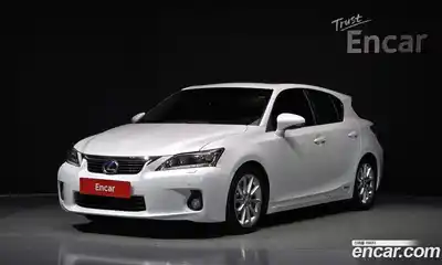Lexus CT200h, 2012