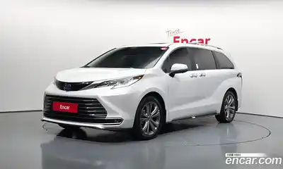 Toyota Sienna, 2025