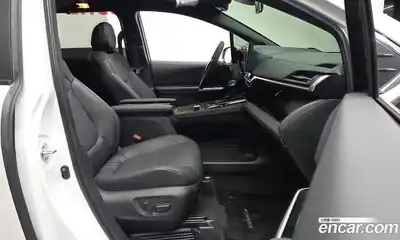 Toyota Sienna 2025 2.5 гидро в Москве № 1405959, миниатюра 11