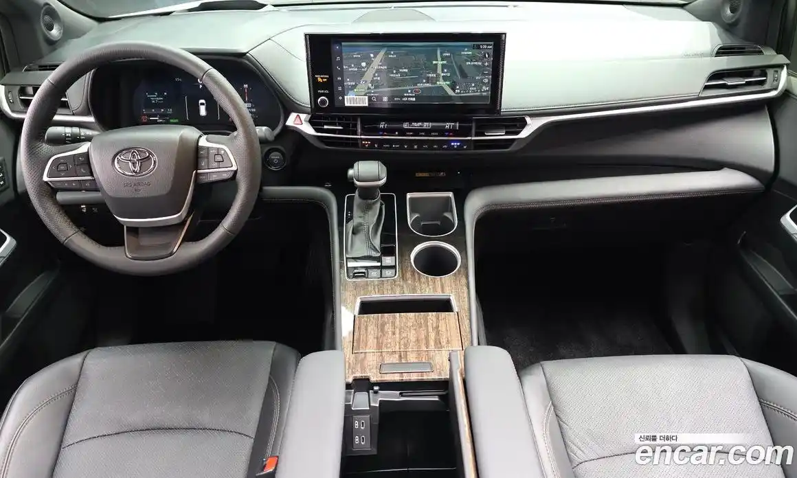 Toyota Sienna 2025 2.5 гидро в Москве № 1405959, фото 7
