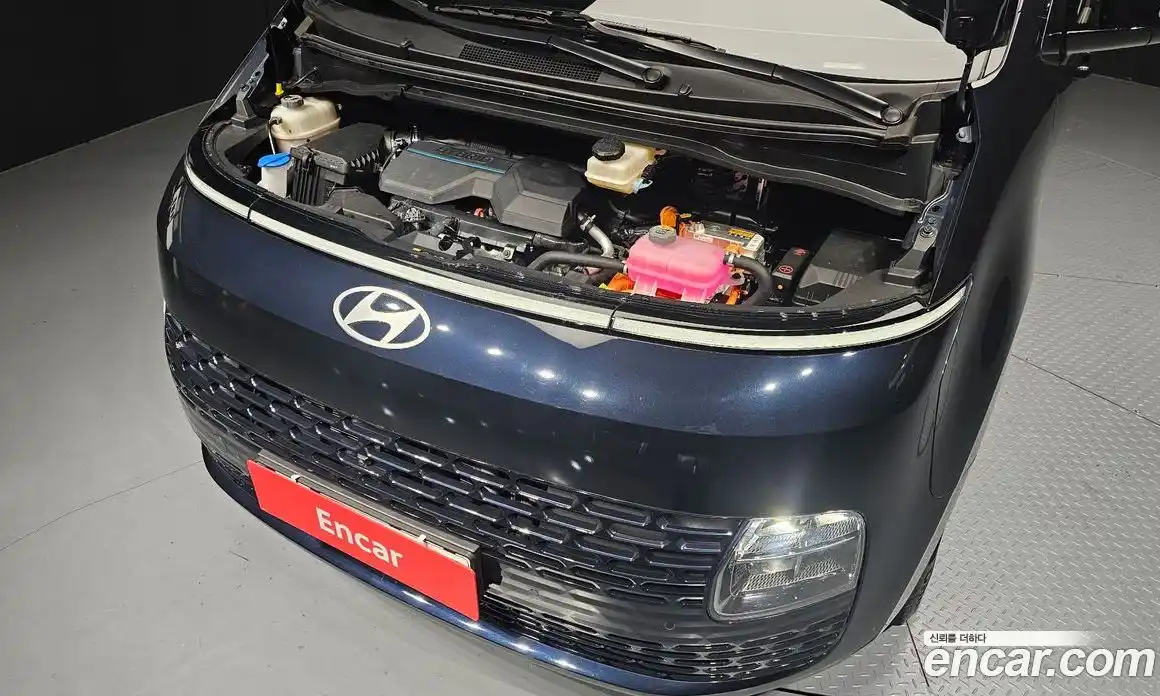Hyundai Staria 2024 1.6 гидро в Москве № 1417060, фото 6