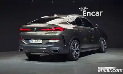 BMW X6 2022 3.0 Автомат в Москве № 1417125, миниатюра 2