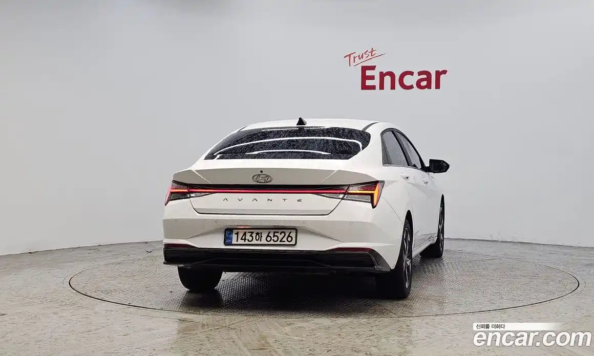 Hyundai Avante 2023 1.6 Автомат в Москве № 1417640, фото 4