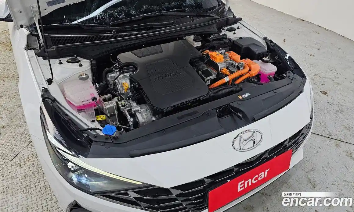 Hyundai Avante 2023 1.6 Автомат в Москве № 1417640, фото 6