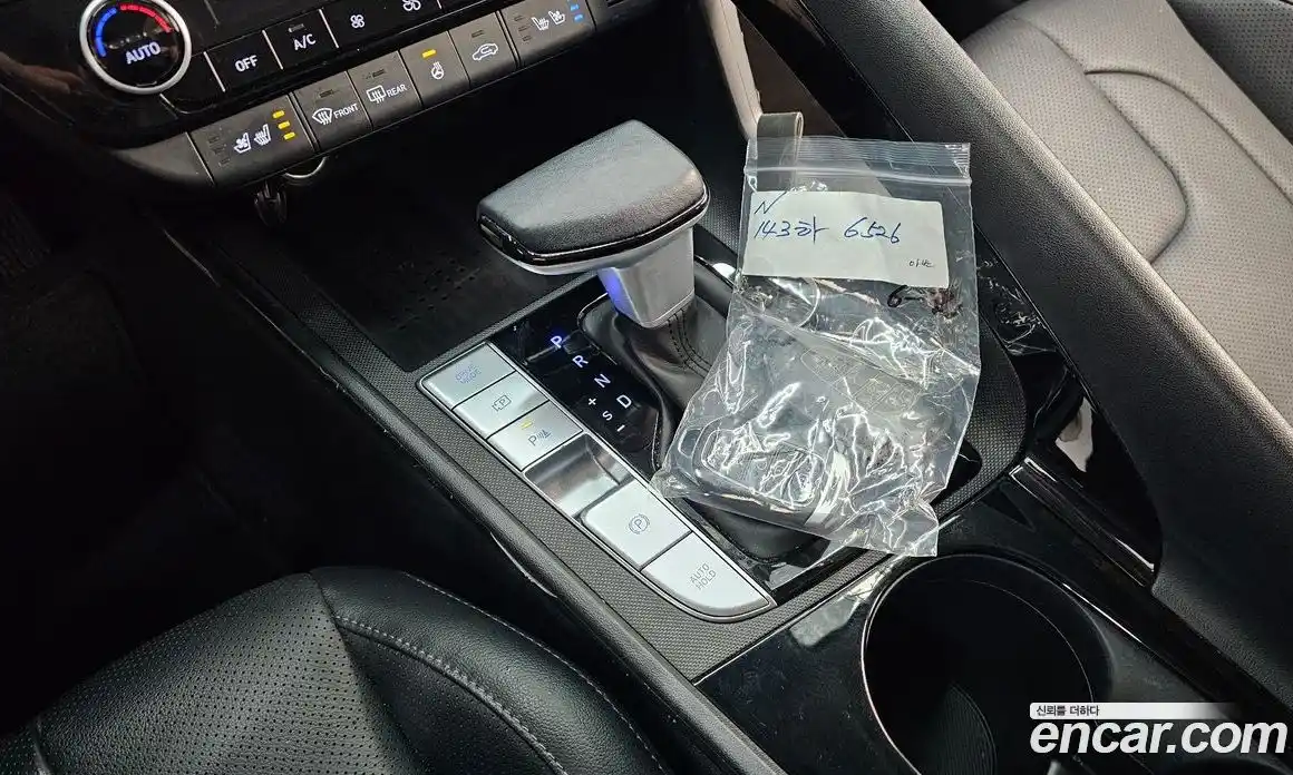 Hyundai Avante 2023 1.6 Автомат в Москве № 1417640, фото 9