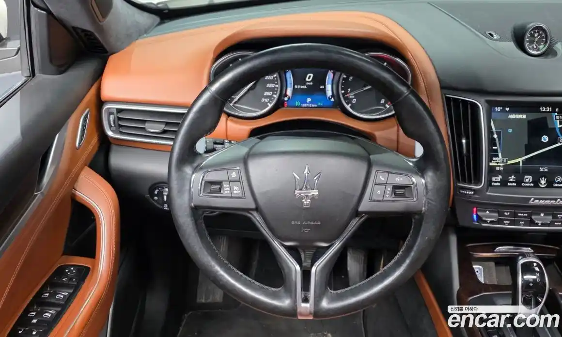 Maserati Levante 2016 3.0 гидро в Москве № 1417668, фото 13