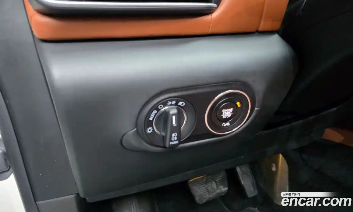 Maserati Levante 2016 3.0 гидро в Москве № 1417668, фото 17