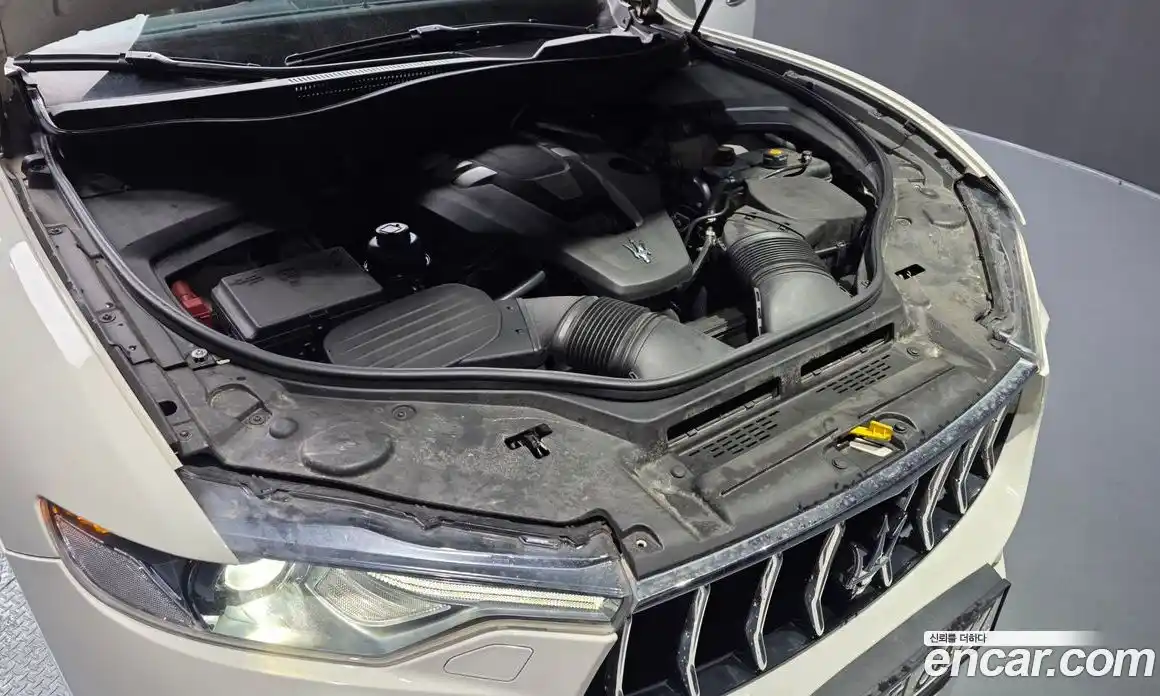 Maserati Levante 2016 3.0 гидро в Москве № 1417668, фото 6