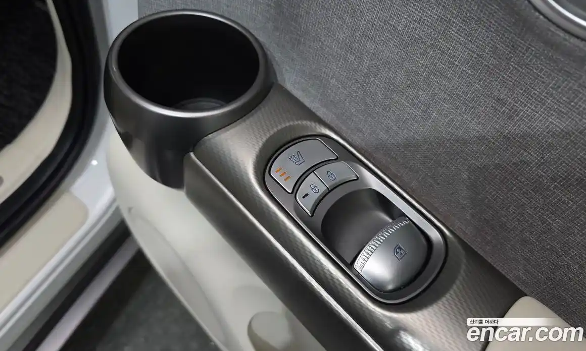 Genesis GV60 2021 0.1 Автомат в Москве № 1418479, фото 19