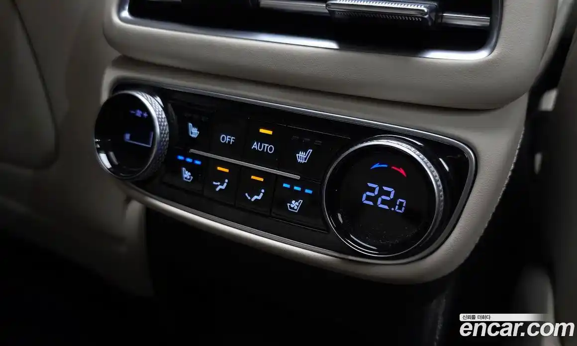 Genesis GV80 2020 3.0 Автомат в Москве № 1418496, фото 17