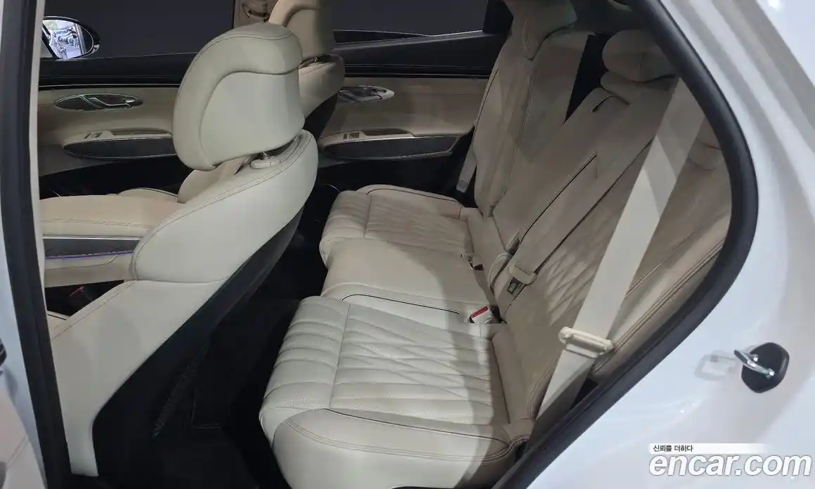 Genesis GV70 2023 2.5 Автомат в Москве № 1418506, фото 11