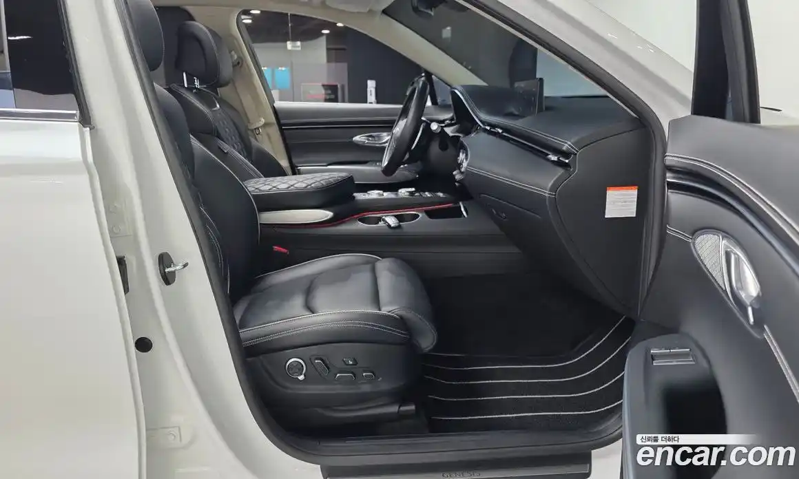 Genesis GV70 2022 0.1 Автомат в Москве № 1418509, фото 11