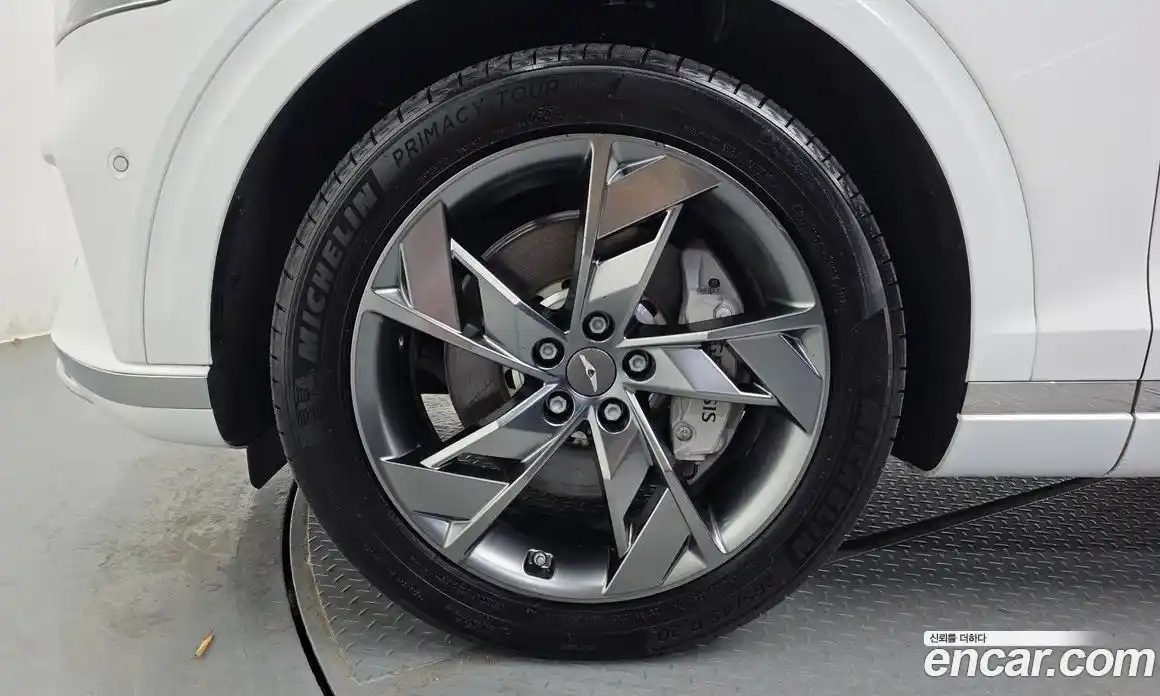 Genesis GV70 2022 0.1 Автомат в Москве № 1418509, фото 5