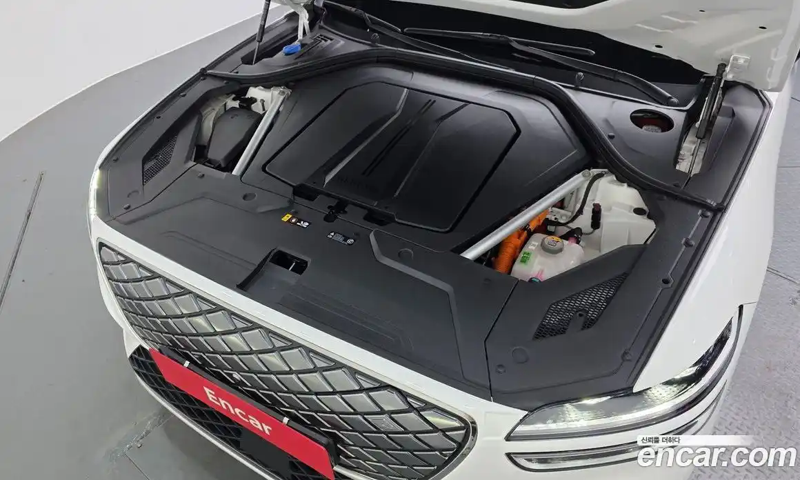 Genesis GV70 2022 0.1 Автомат в Москве № 1418509, фото 6