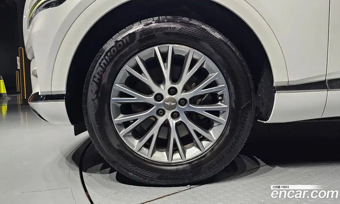 Genesis GV80 2020 2.5 Автомат в Москве № 1418533, фото 5