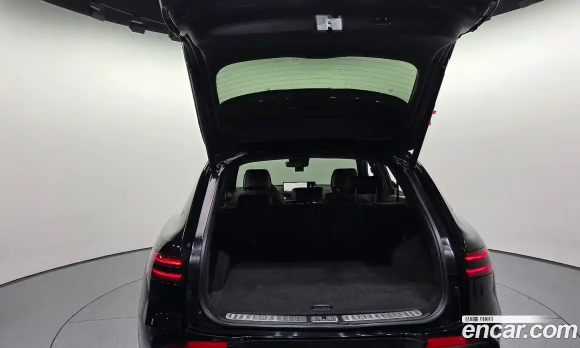 Genesis GV70 2021 2.5 Автомат в Москве № 1418556, фото 20