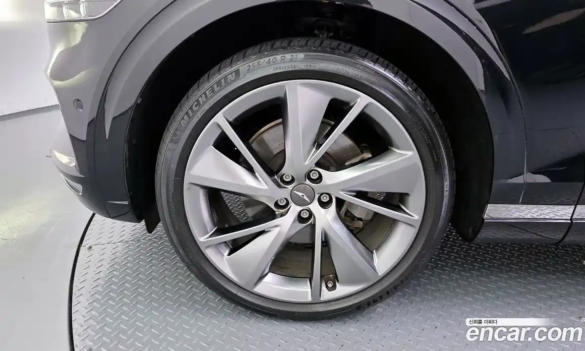 Genesis GV70 2021 2.5 Автомат в Москве № 1418556, фото 5