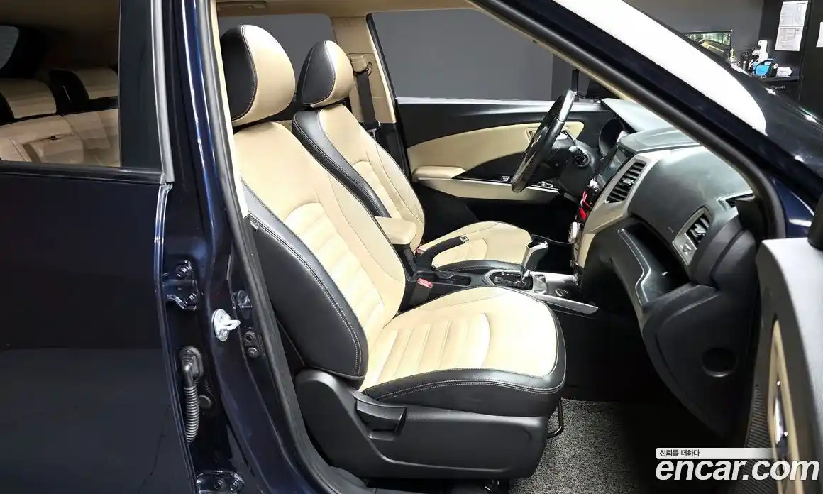 SsangYong TIBOLI 2015 1.6 гидро в Москве № 1419205, фото 11