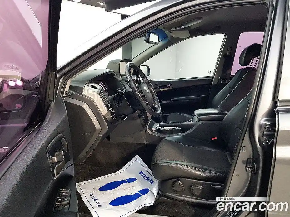 SsangYong Korando 2012 2.0 Автомат в Москве № 1419508, фото 8