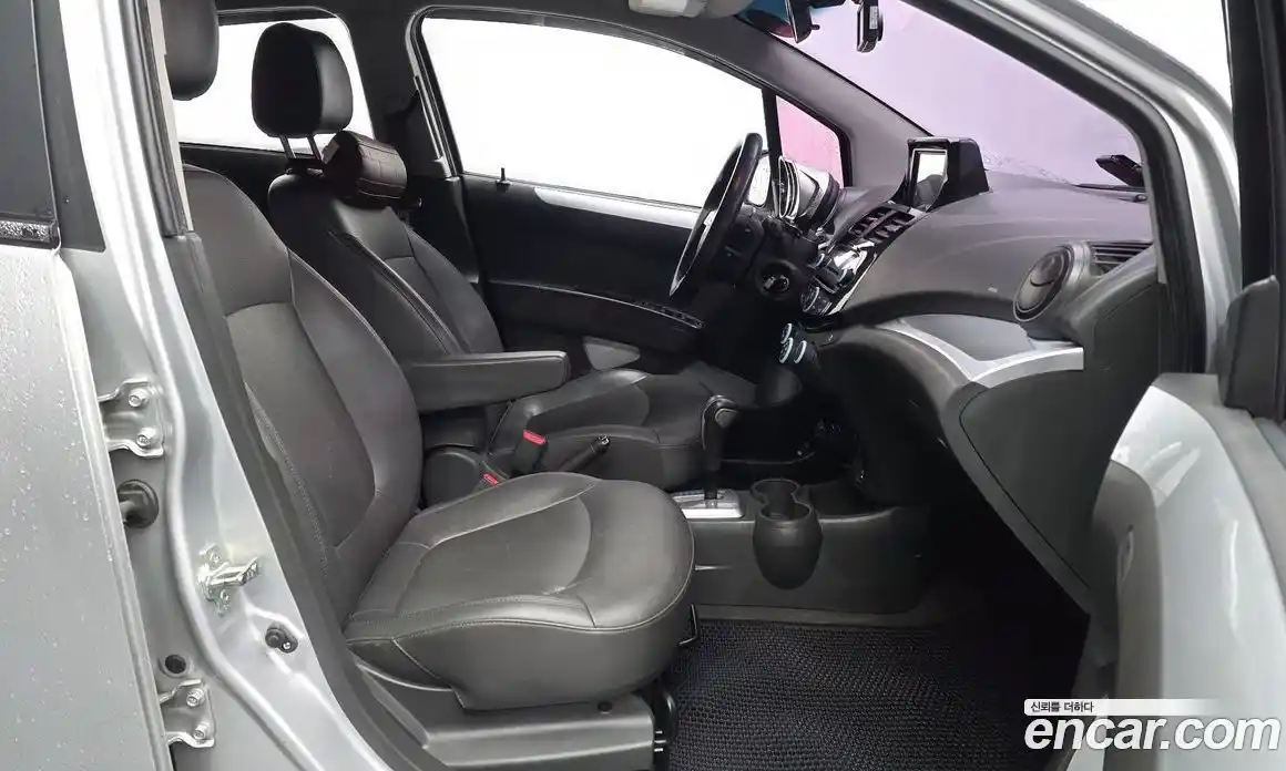 Chevrolet Spark 2015 1.0 гидро в Москве № 1419646, фото 11