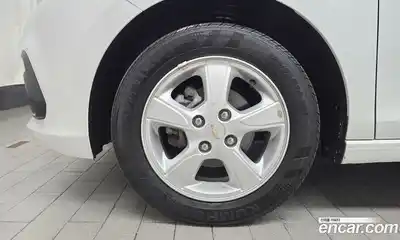 Chevrolet Spark 2017 1.0 гидро в Москве № 1420300, миниатюра 5