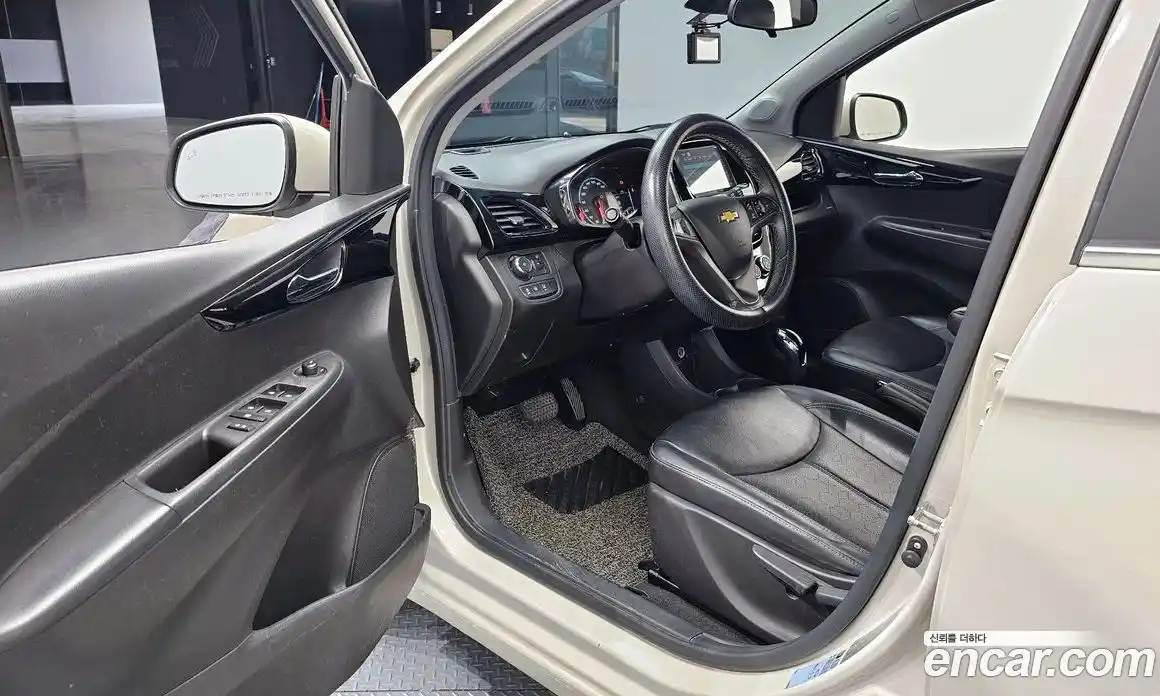 Chevrolet Spark 2016 1.0 гидро в Москве, фото 10