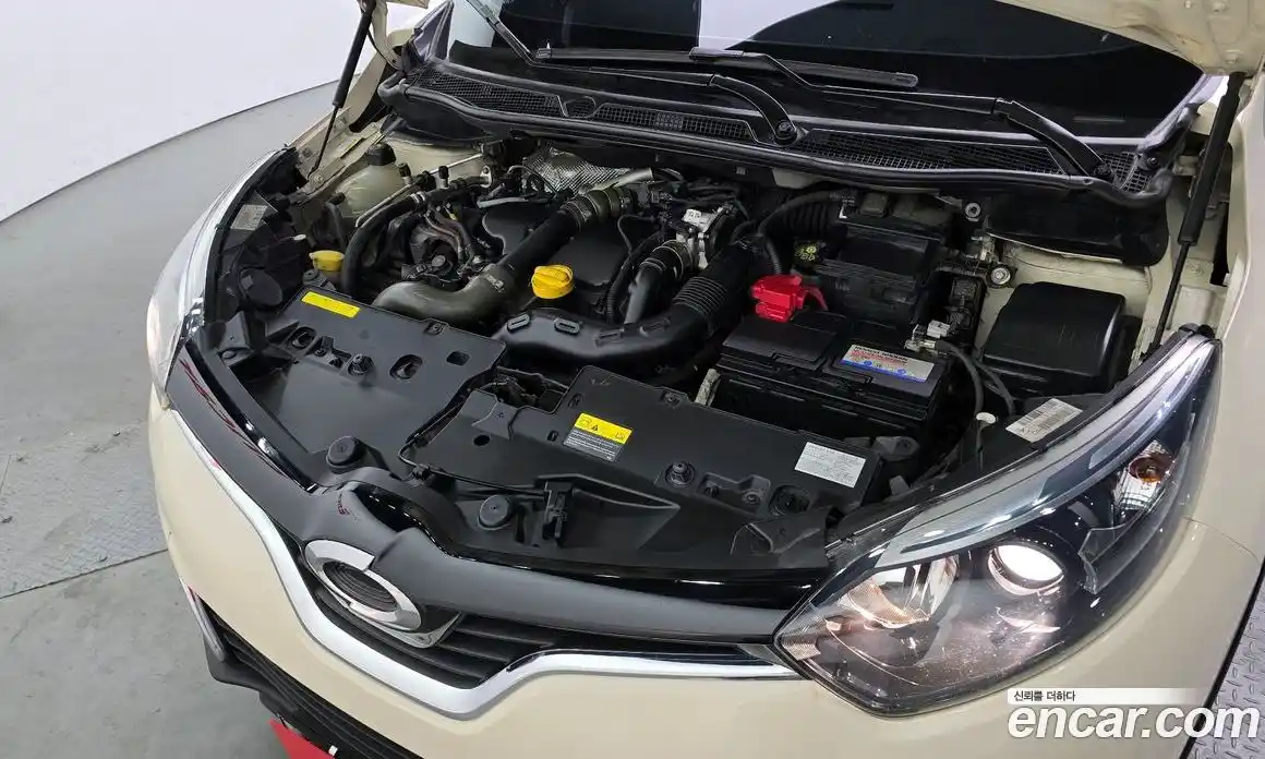 Renault QM3 2017 1.5 гидро в Москве № 1420946, фото 6
