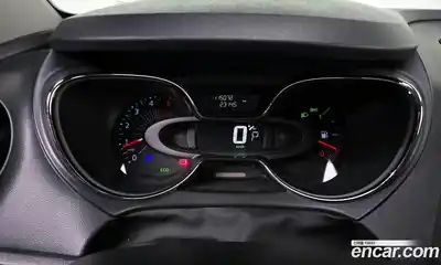 Renault QM3 2017 1.5 гидро в Москве № 1420946, миниатюра 8