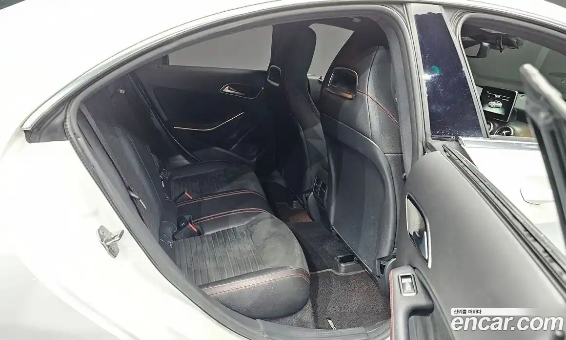 Mercedes-Benz CLA-Class 2018 2.0 гидро в Москве № 1421875, фото 15