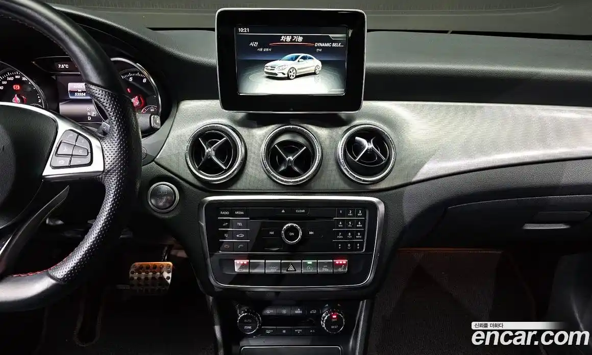 Mercedes-Benz CLA-Class 2018 2.0 гидро в Москве № 1421875, фото 17