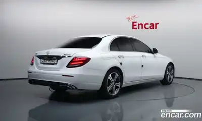Mercedes-Benz E-Class 2017 2.0 гидро в Москве № 1422170, миниатюра 2