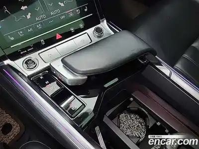 Audi e-tron 2021 гидро в Москве № 1422409, миниатюра 11