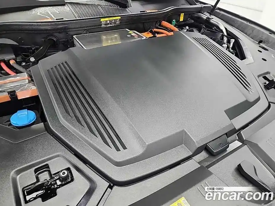 Audi e-tron 2021 гидро в Москве № 1422409, фото 14
