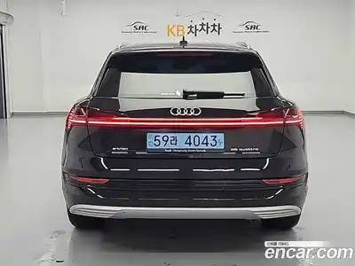 Audi e-tron 2021 гидро в Москве № 1422409, миниатюра 2