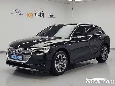 Audi e-tron 2021 гидро в Москве № 1422409, миниатюра 4