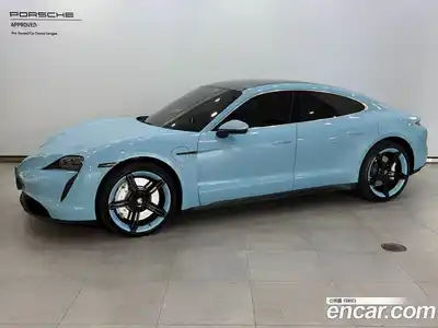 Porsche Taycan, 2023