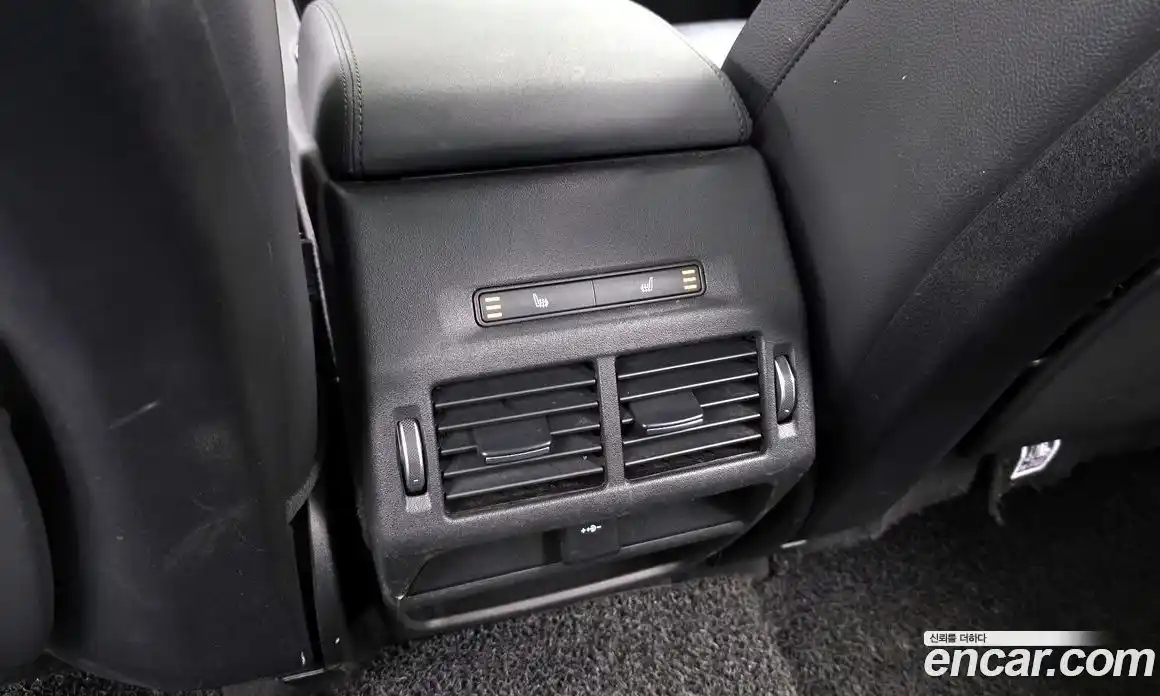 Land Rover Discovery Sport 2020 2.0 гидро в Москве № 1423310, фото 19