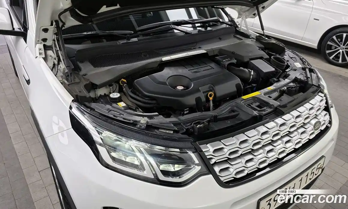 Land Rover Discovery Sport 2020 2.0 гидро в Москве № 1423310, фото 6
