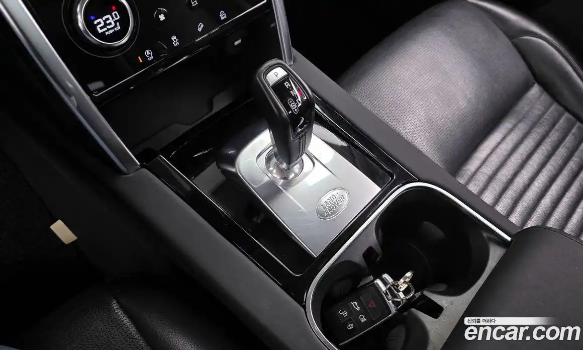 Land Rover Discovery Sport 2020 2.0 гидро в Москве № 1423310, фото 9
