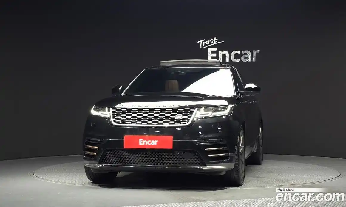 Land Rover Range-Rover Velar 2018 3.0 гидро в Москве № 1423322, фото 3