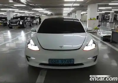 Tesla Model 3, 2022