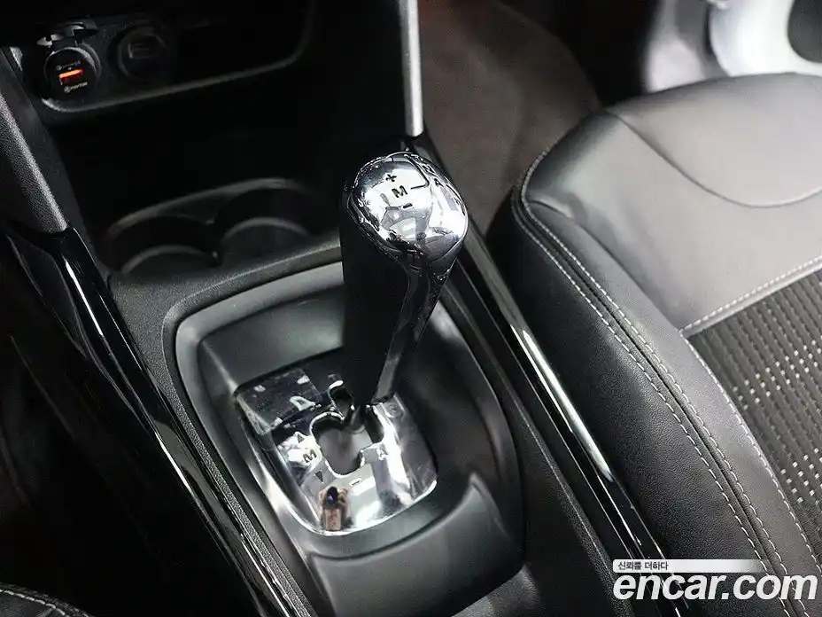 Peugeot 2008 2015 1.6 гидро в Москве № 1424890, фото 11