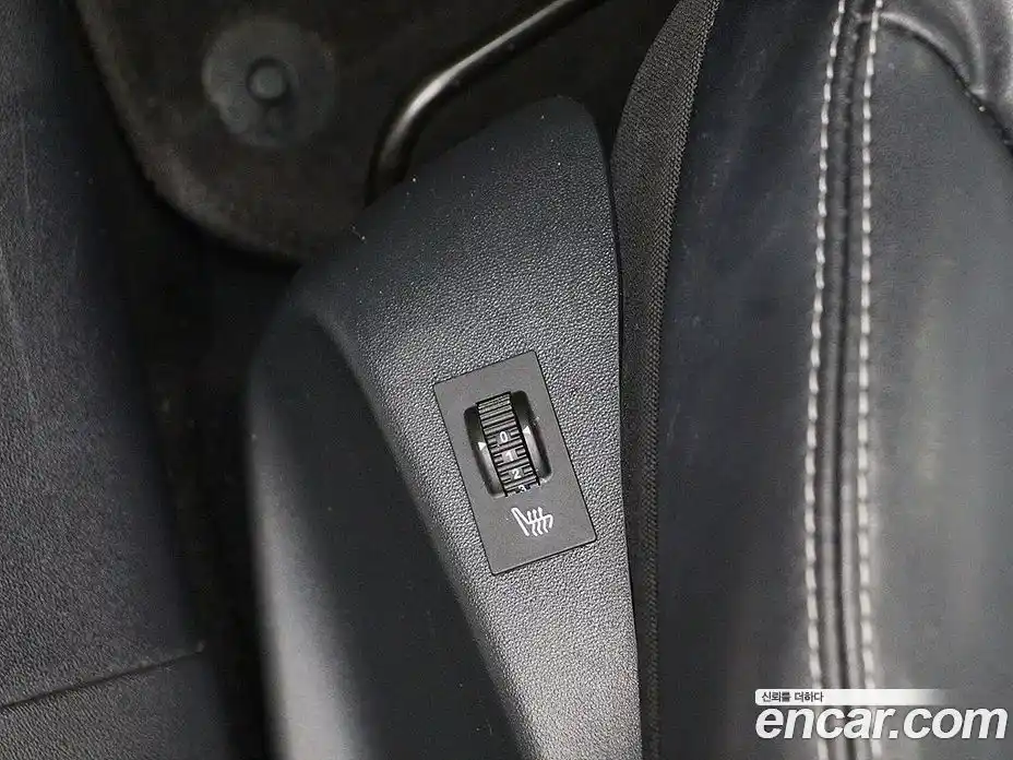 Peugeot 2008 2015 1.6 гидро в Москве № 1424890, фото 12