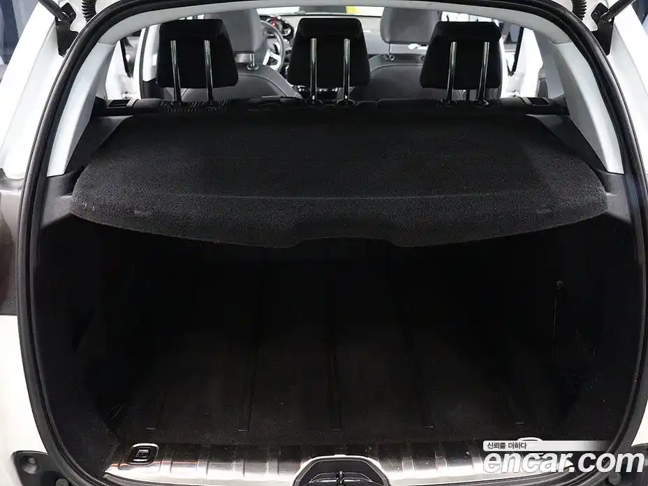 Peugeot 2008 2015 1.6 гидро в Москве № 1424890, фото 17