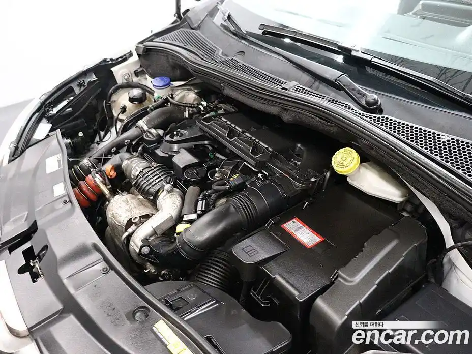 Peugeot 2008 2015 1.6 гидро в Москве № 1424890, фото 20