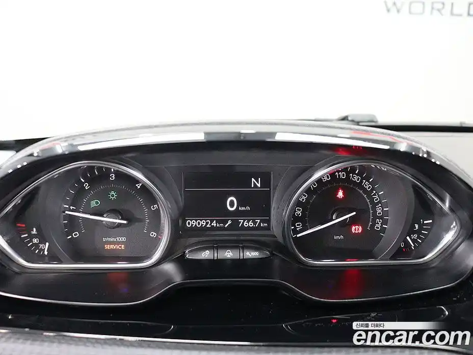 Peugeot 2008 2015 1.6 гидро в Москве № 1424890, фото 7