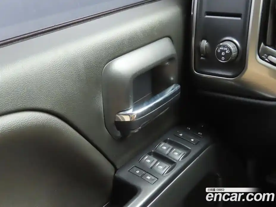 Chevrolet Silverado 2018 5.3 гидро в Москве № 1425093, фото 14