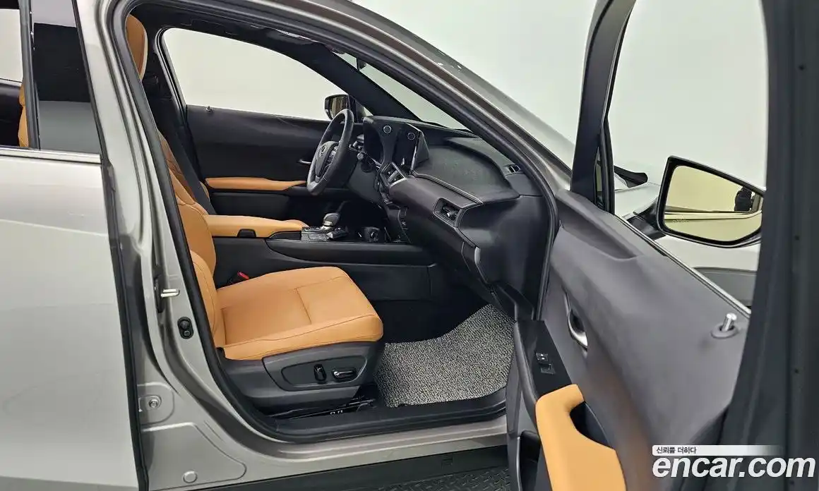 Lexus UX 2025 2.0 гидро в Москве № 168051, фото 12