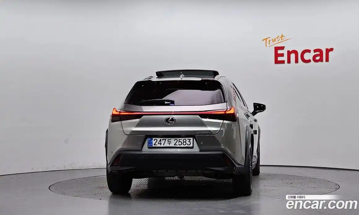 Lexus UX 2025 2.0 гидро в Москве № 168051, фото 4